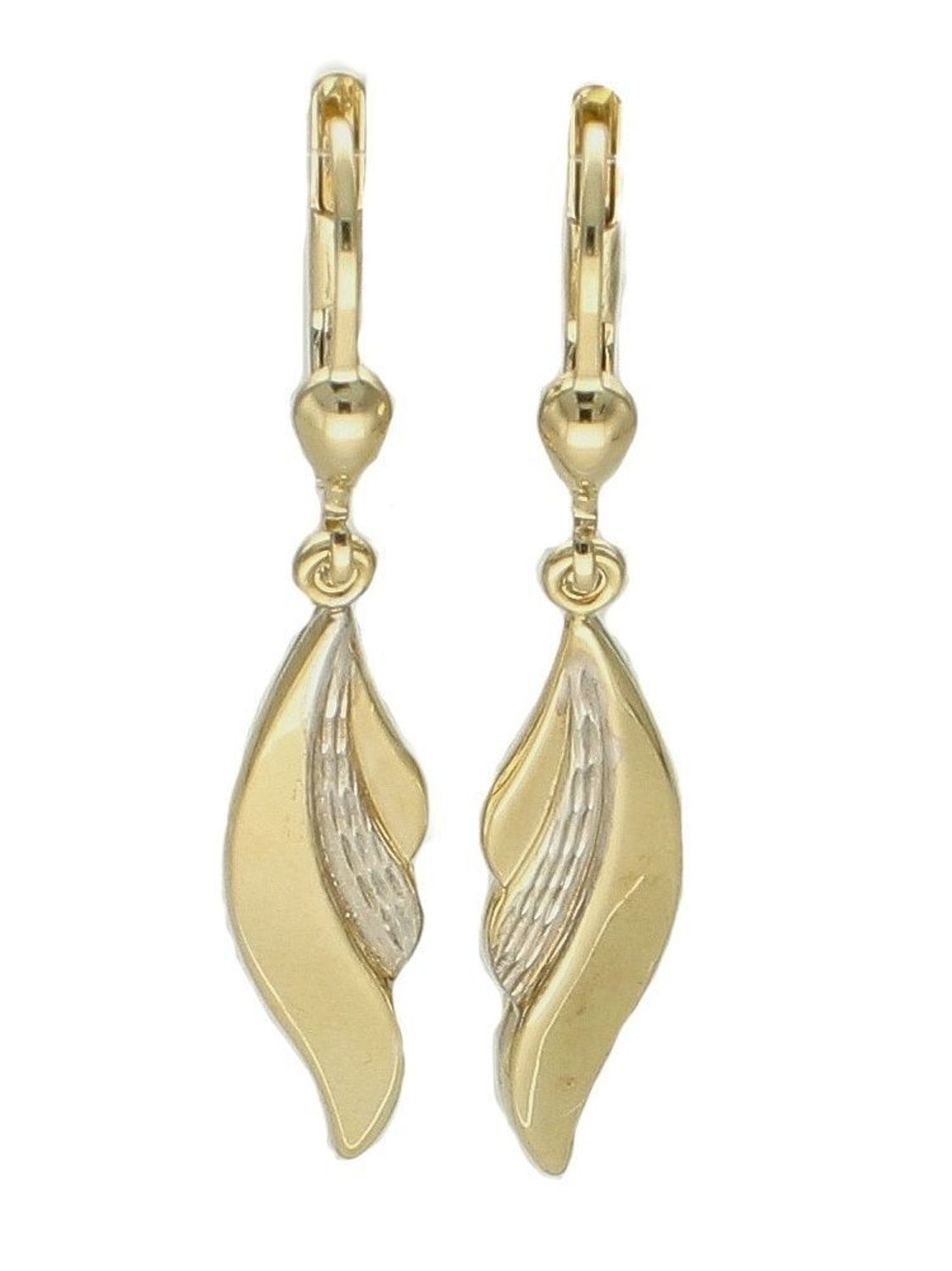 Złote kolczyki długie 333 wiszące zdobione prostą formą KL 5462 333. Złote kolczyki długie 333 wiszące zdobione prostą formą. Piękne złote kolczyki z zapięciem na bigiel angielski wykonanej z żółtego.jpg